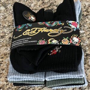 New Ed Hardy Men’s 5 Pair Crew Socks